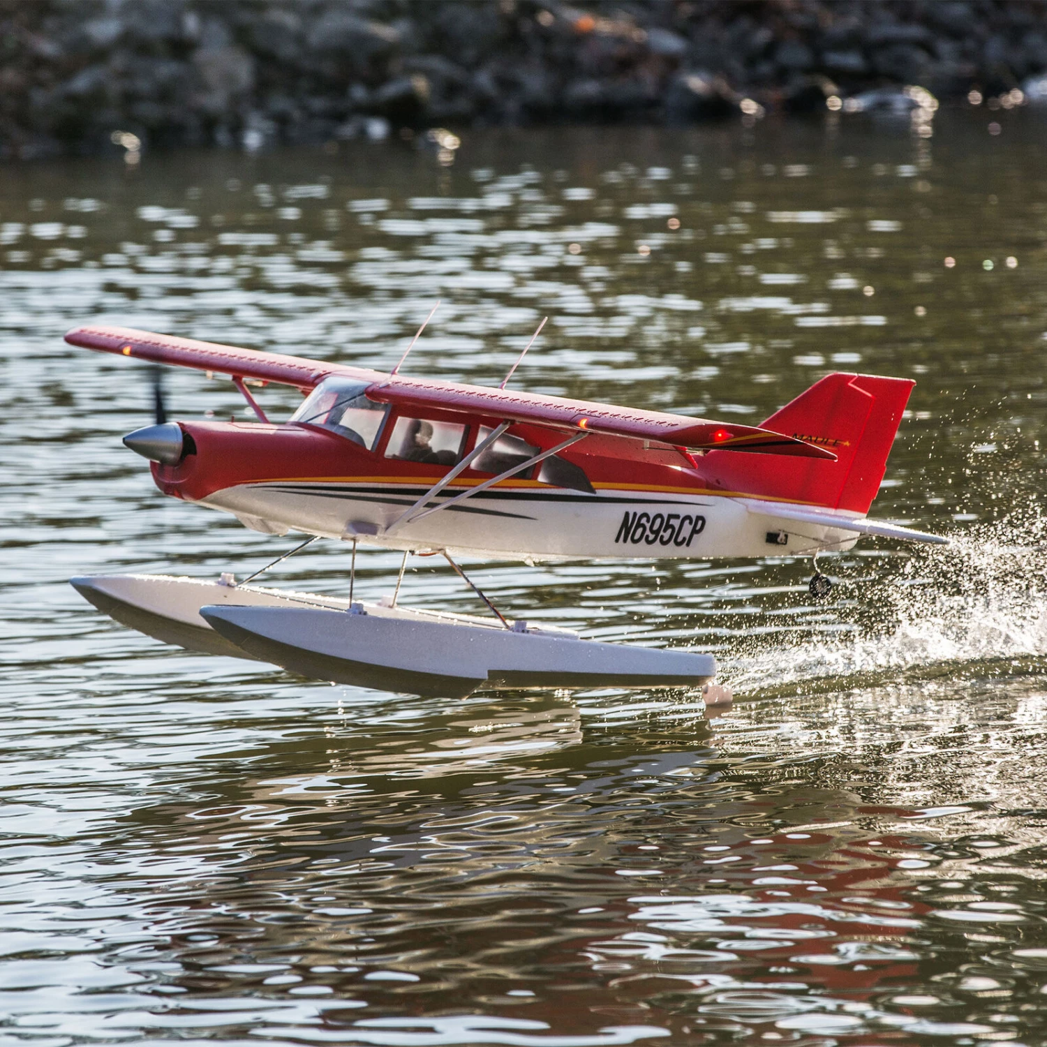 E-flite Maule M-7 1.5m BNF Basic with AS3X and SAFE Select, includes Floats - Image 17