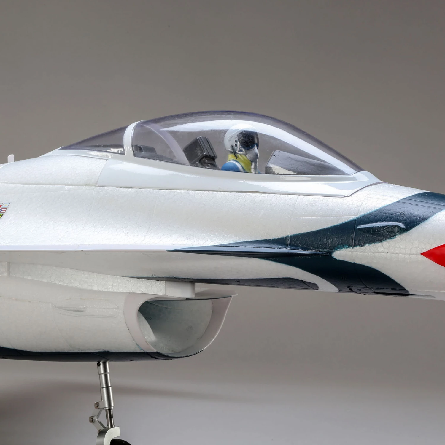 E-flite F-16 Thunderbirds 70mm EDF Jet BNF Basic with AS3X and SAFE Select - Image 11