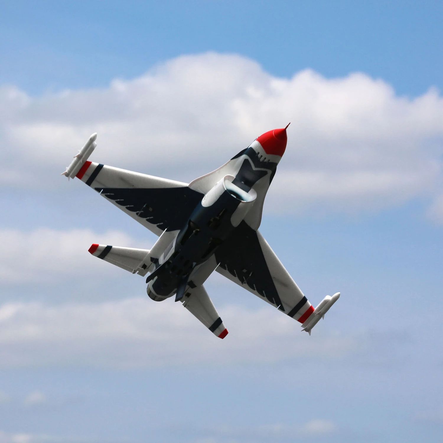 E-flite F-16 Thunderbirds 70mm EDF Jet BNF Basic with AS3X and SAFE Select - Image 18