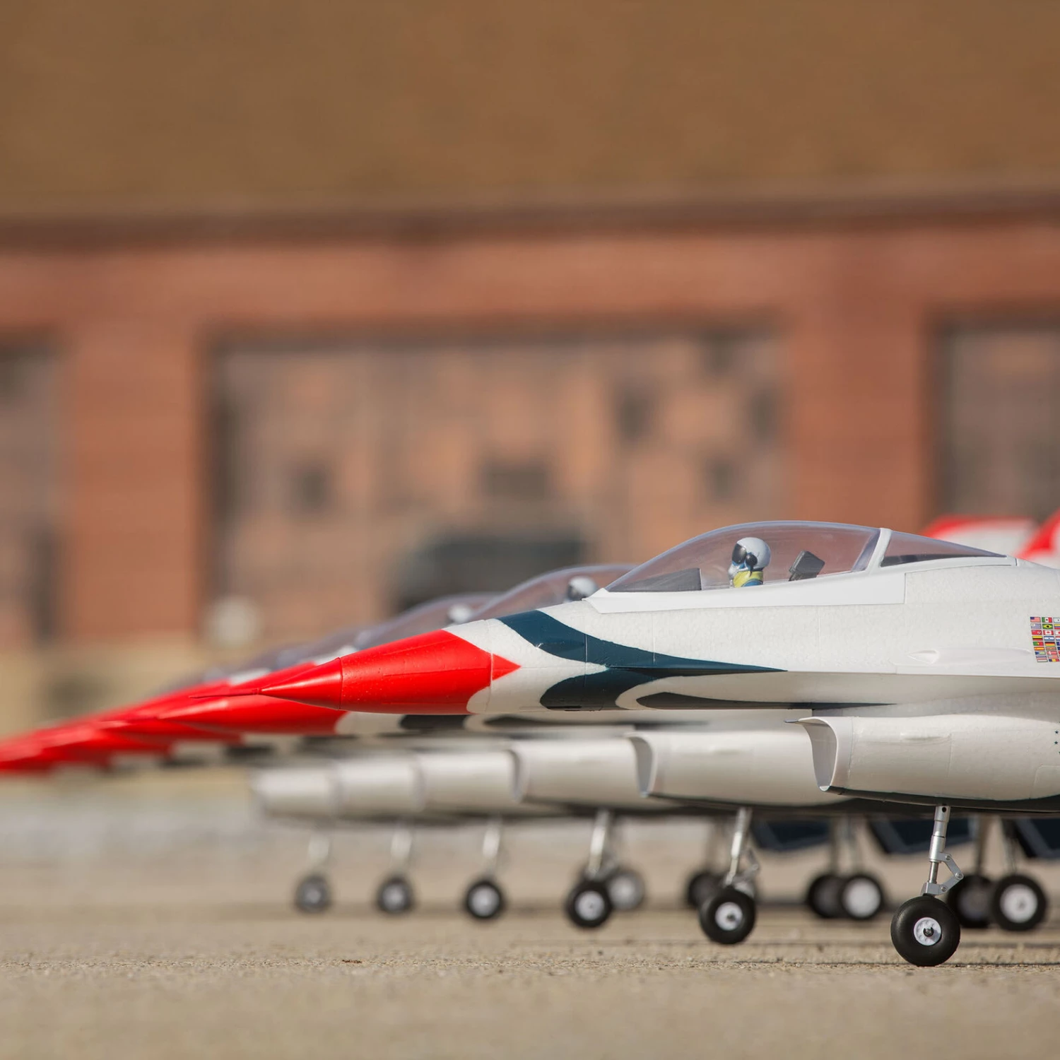 E-flite F-16 Thunderbirds 70mm EDF Jet BNF Basic with AS3X and SAFE Select - Image 22